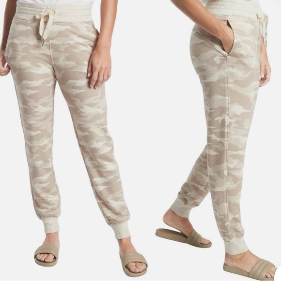 Athleta Balance Printed Jogger Pant, Oatmeal Heather (Petite XS) - Picture 2 of 3